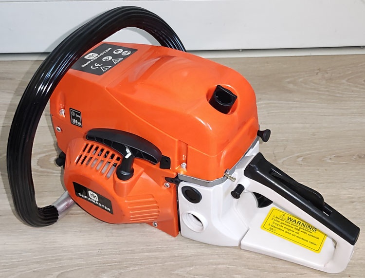 Silná benzinová motorová řetězová pila motor 82cm³ - 4