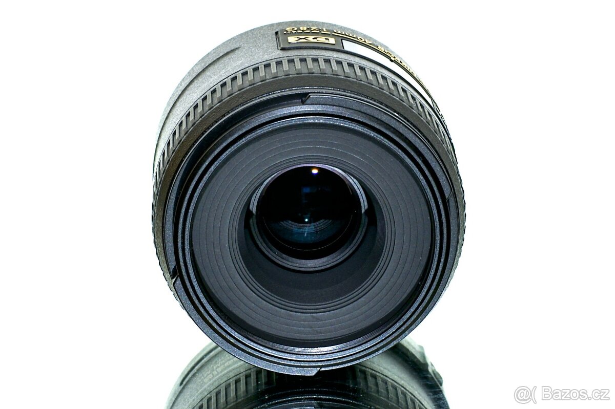 Nikon 40 mm f/2,8 AF-S G DX Micro + Hoya HMC TOP STAV - 4