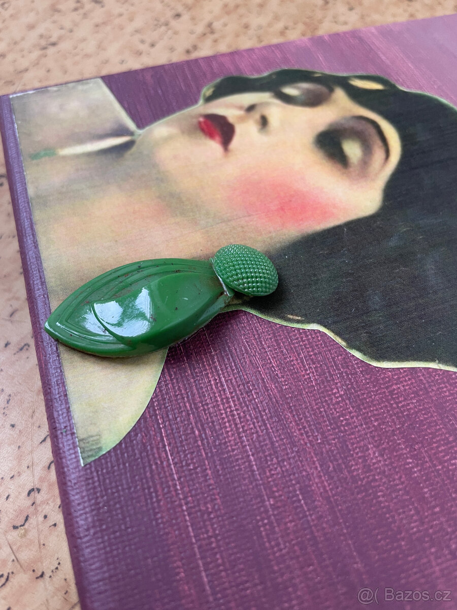 Jablonecká dáma - sklo knoflík - 4