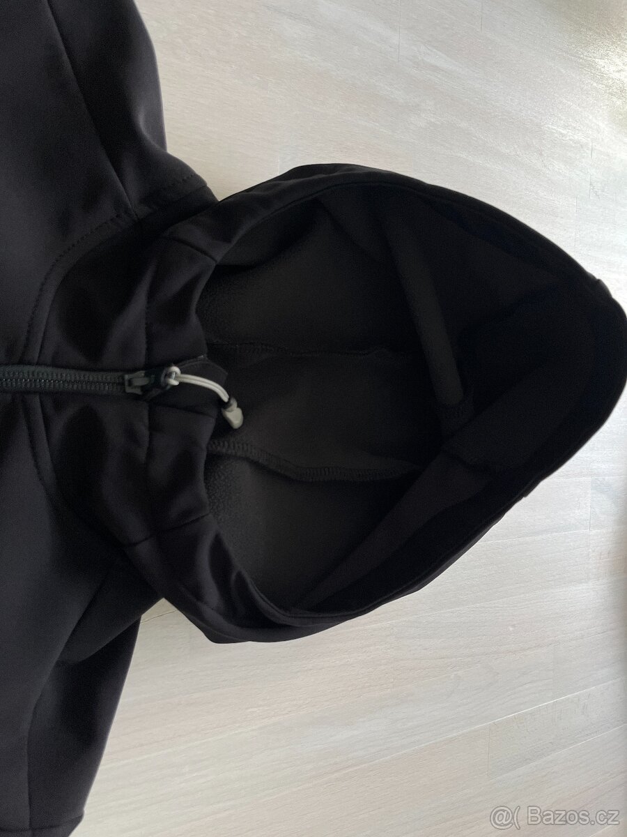 Dámská turistická softshellová bunda Quechua vel M - 4