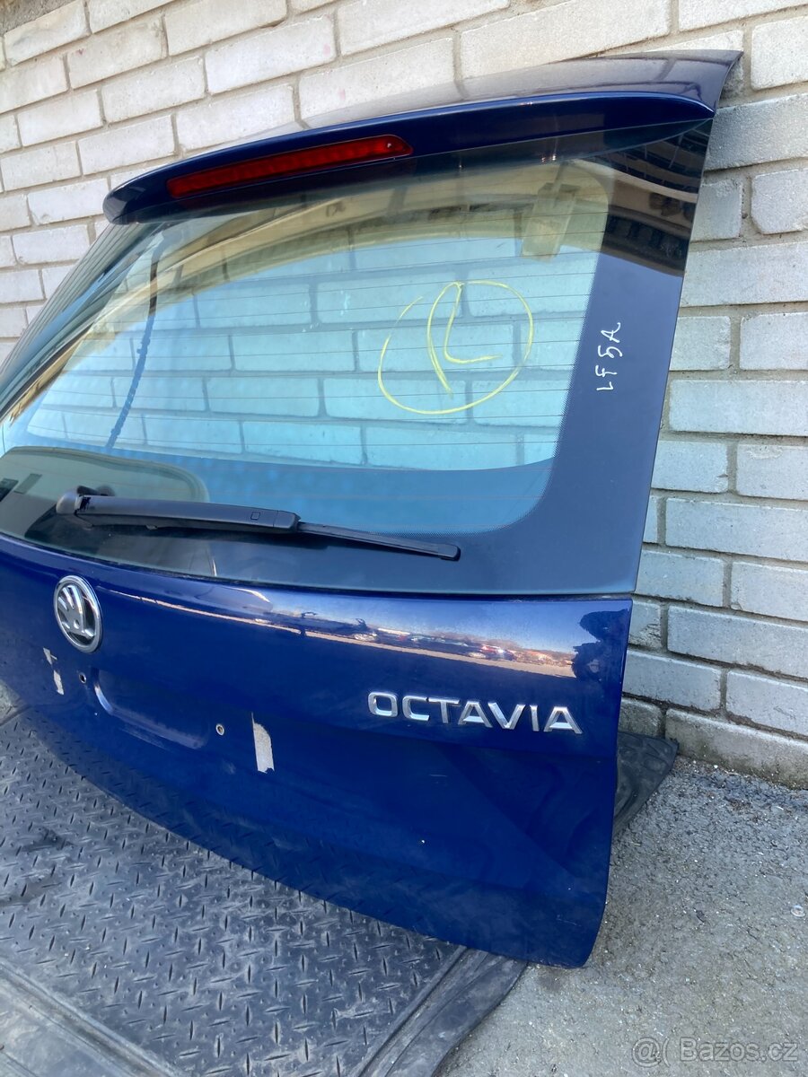 Páté dveře Škoda Octavia III kombi - 4