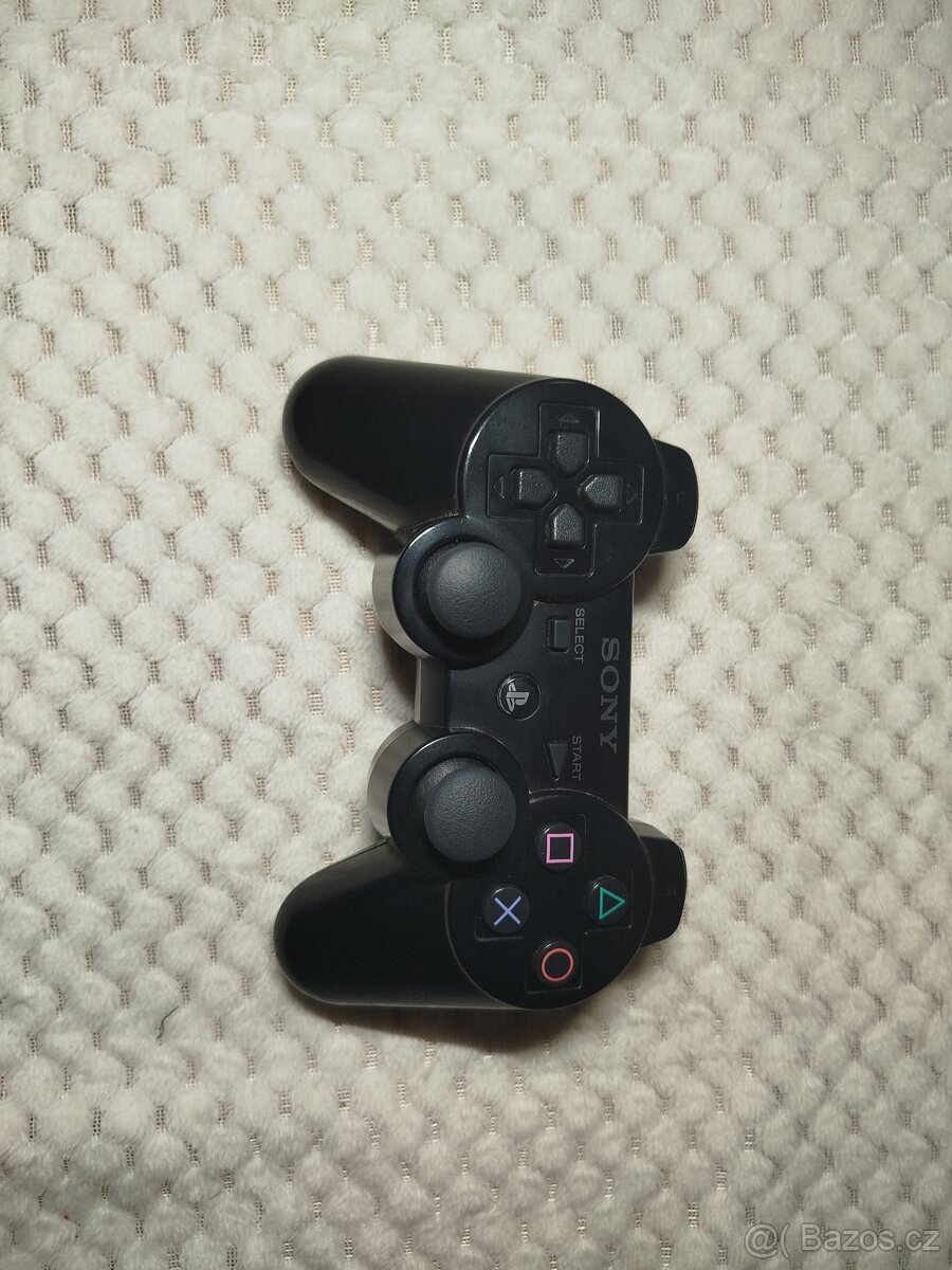 PlayStation 3 500GB + ovladač a kabeláž - 4
