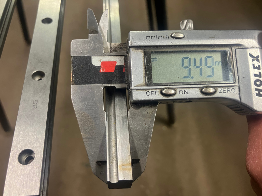 Prodám lineární vedení THK, lineární ložisko - 4