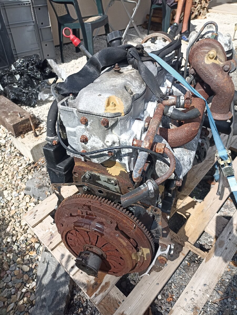 Prodám motor Iveco daily 2.8td 90kw - 4