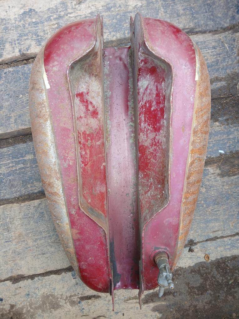 Nádrž jawa čz kývačka panelka - 4