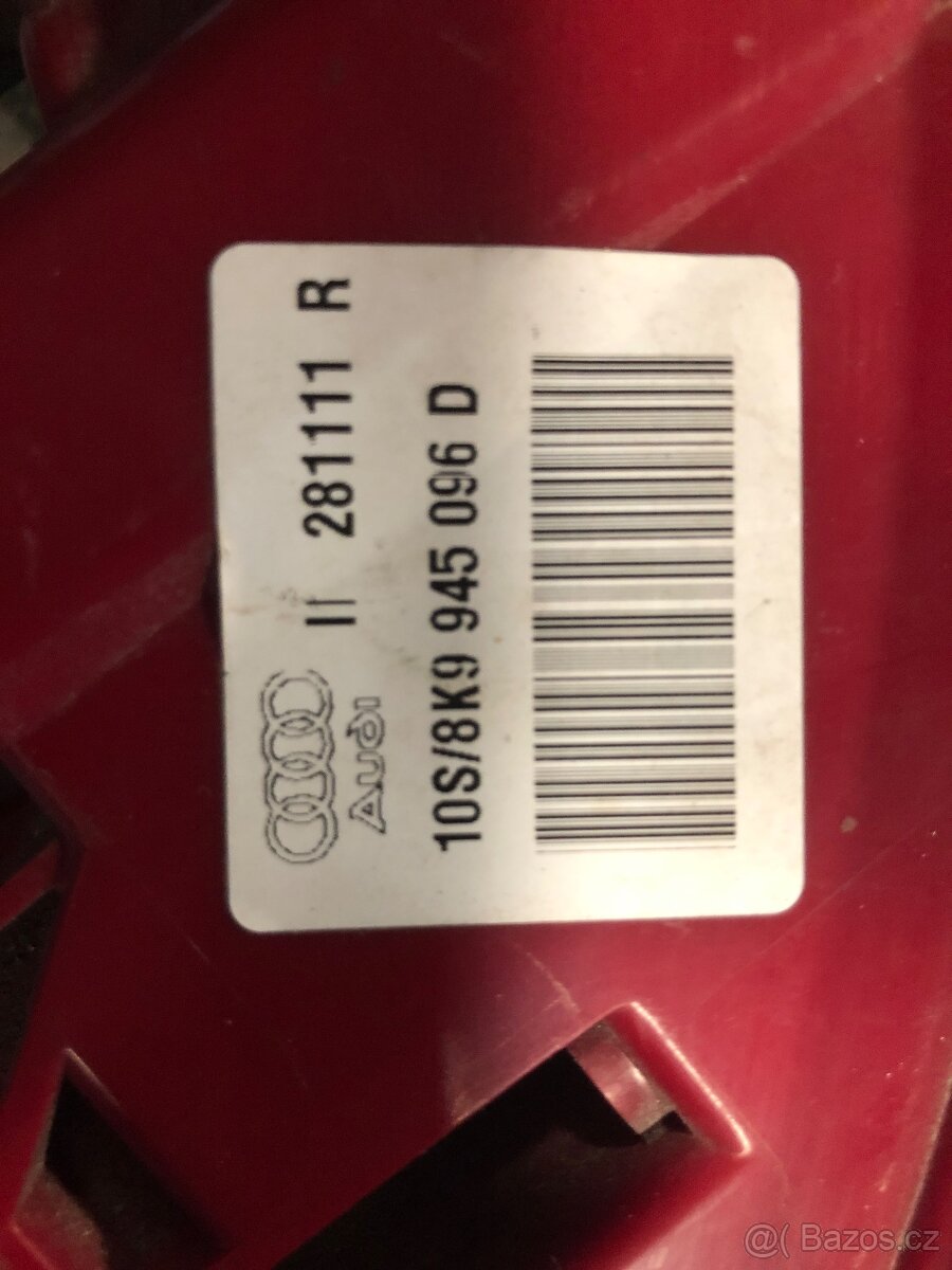 Zadní pravá lampa Audi A4 8k9 avant - 4