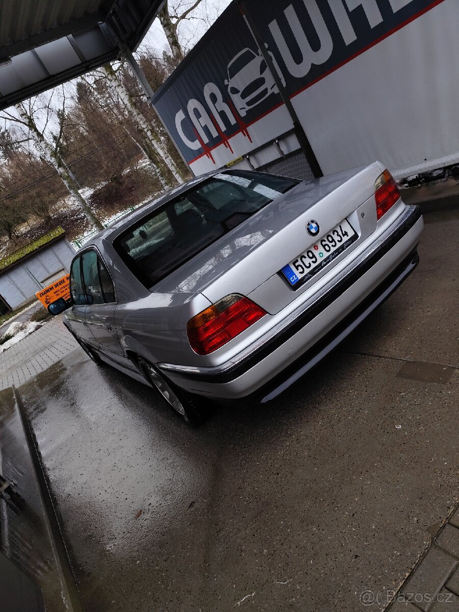 BMW e38 730d 135kw - 4