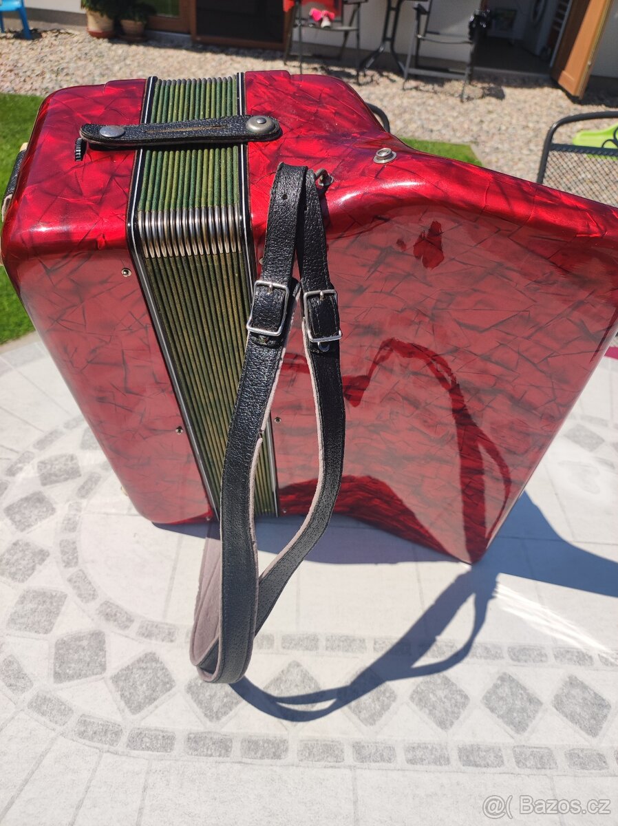 Akordeon Lignatone Melodia III - 4