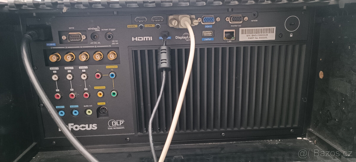 Profi InFocus IN5535L velkoplošný projektor PC. 186 000 Kč - 4