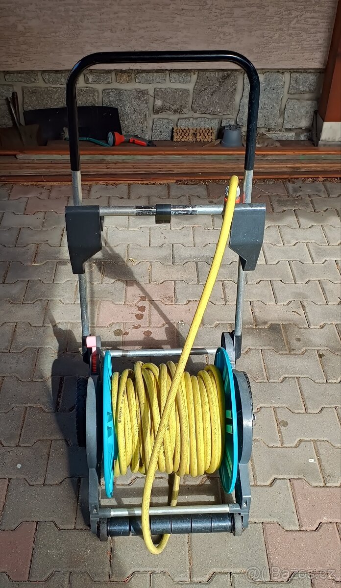 Navíjecí vozík Gardena včetně hadice - 4