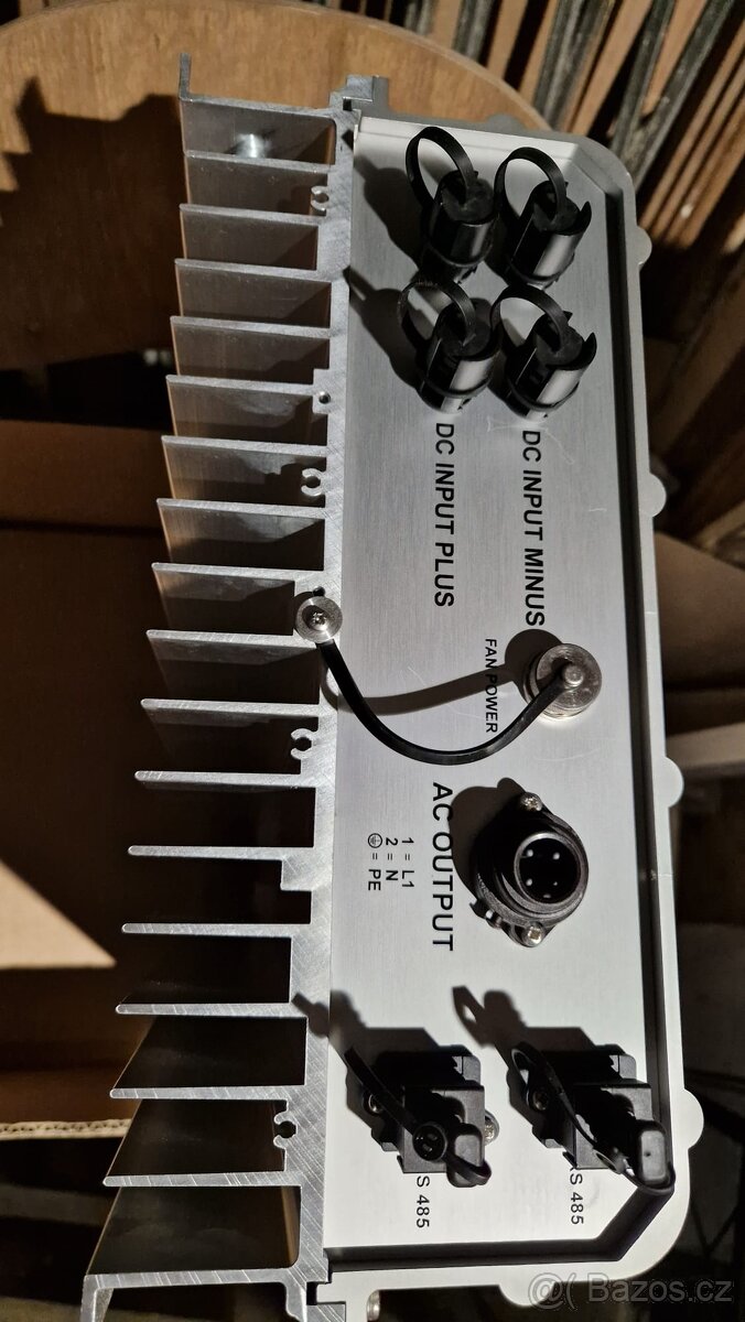 Solární invertor - 4