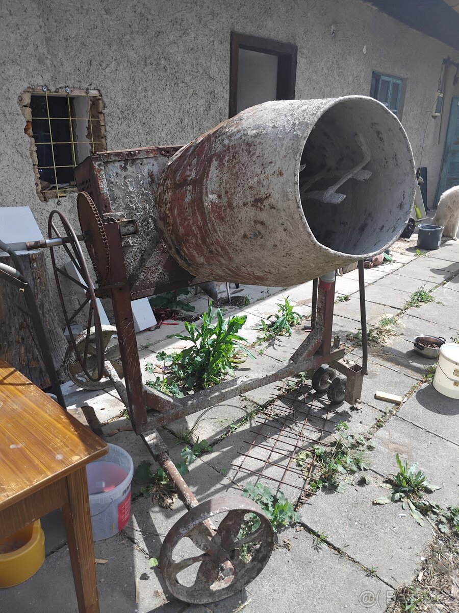 Stavební míchačka 380 V za cenu odpadu - 4