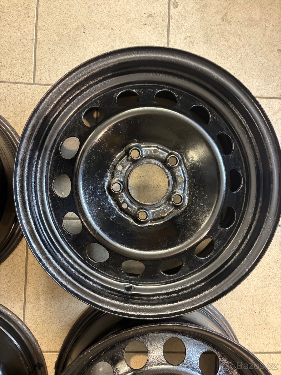 5x120 Plechové disky R16 - 4