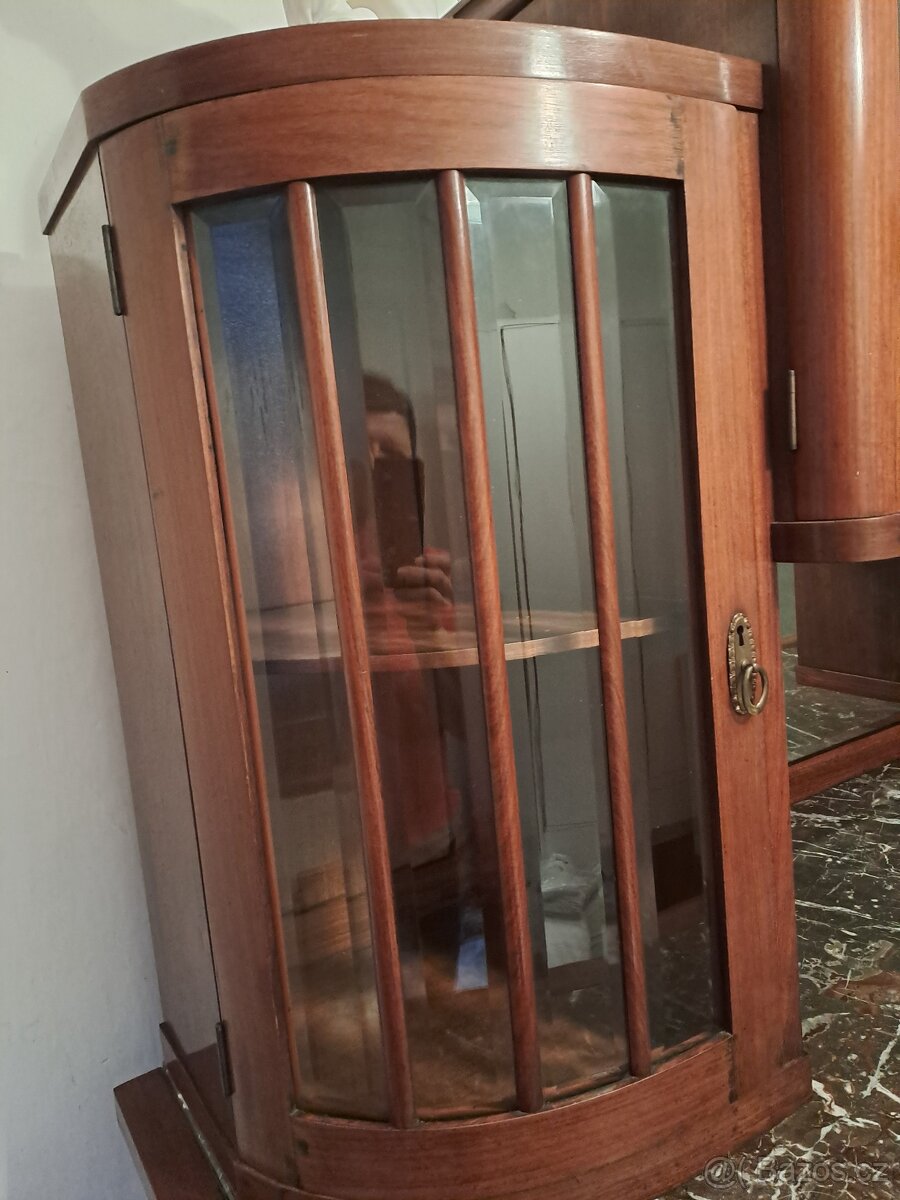 Prodám starožitný sekretář - 4