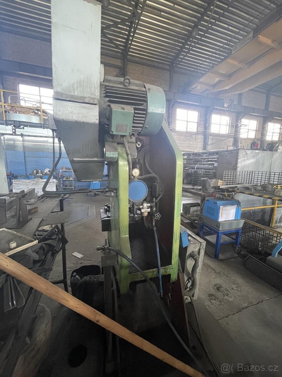 Výstředníkový lis SMERAL LENR 40 A - 4