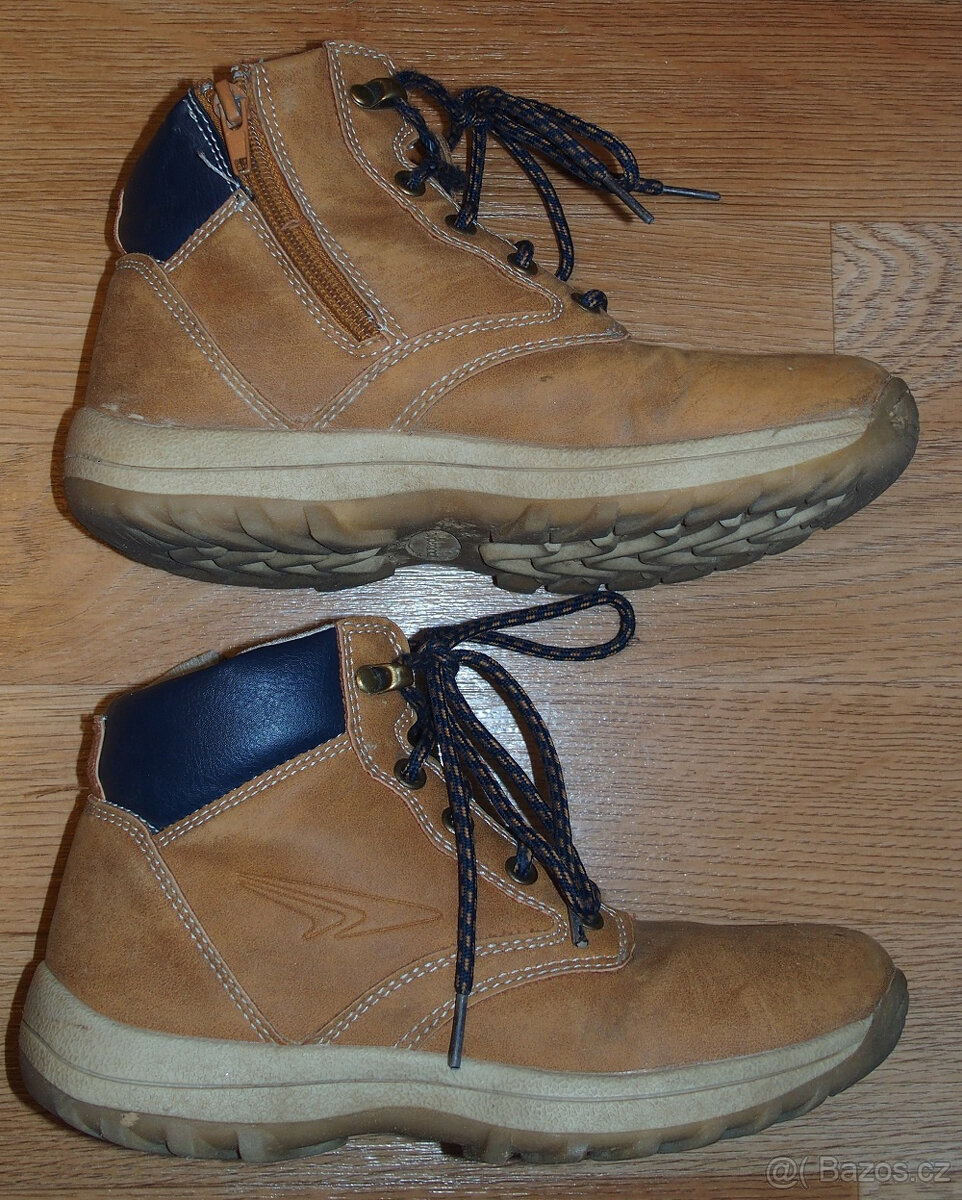 Chlapecké kotníkové boty Sprandi vel. 34 - 4