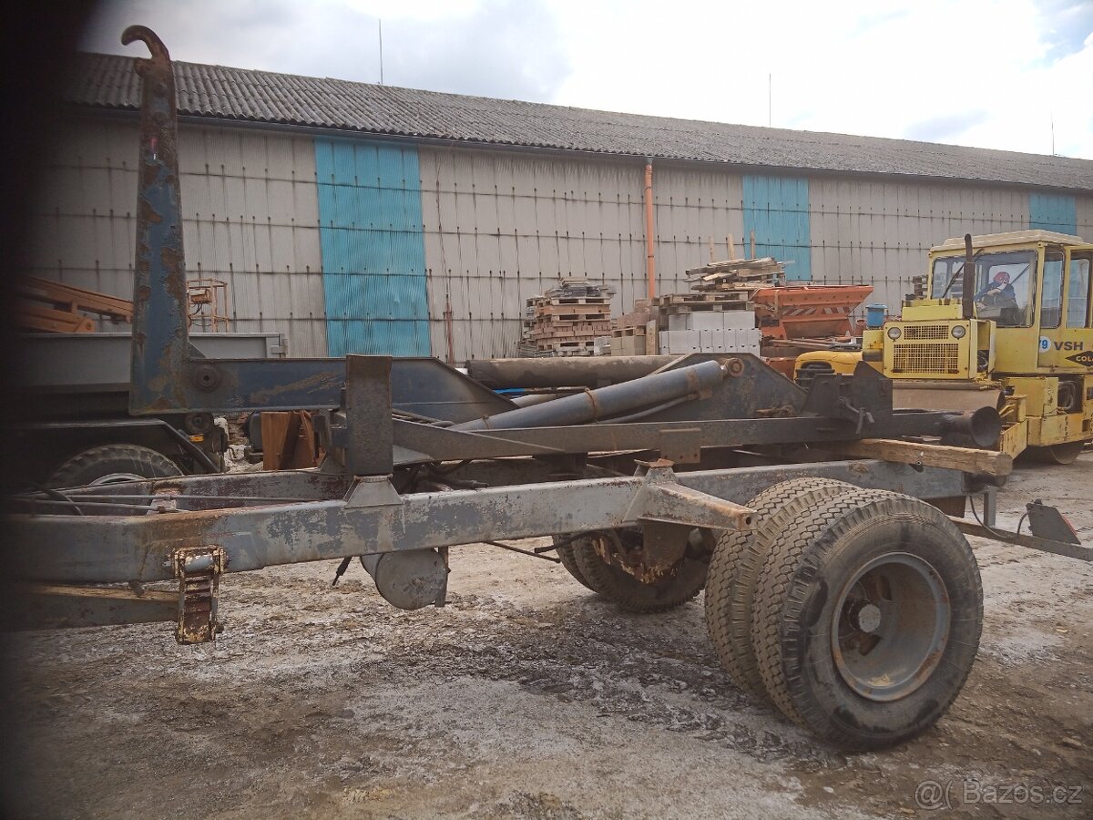 Hákový nosič kontejnerů - 4