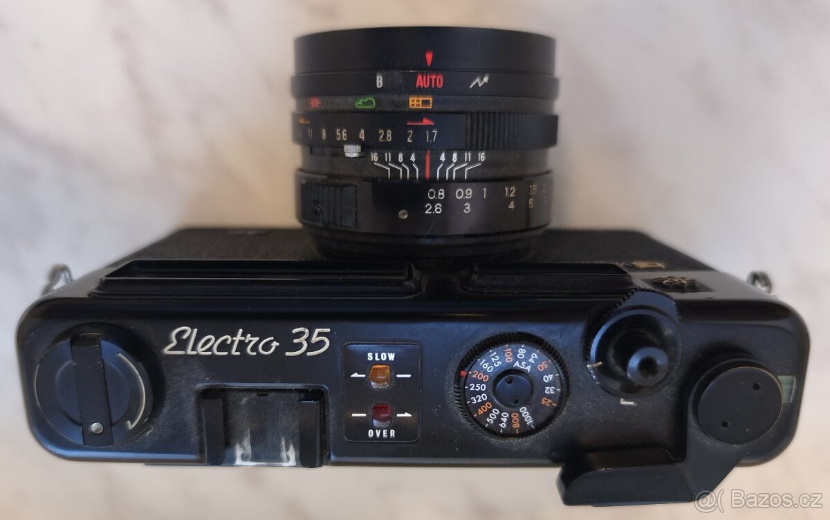 Fotoaparát YASHICA - 4