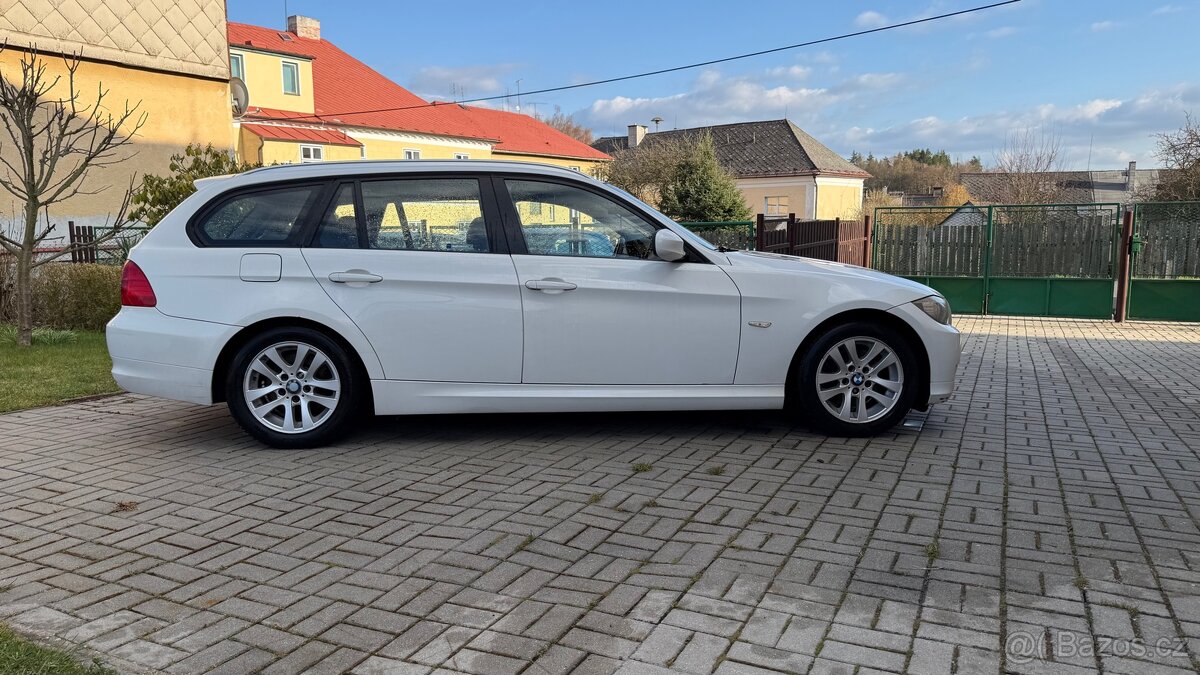 Bmw e91 318D LCI touring - 4