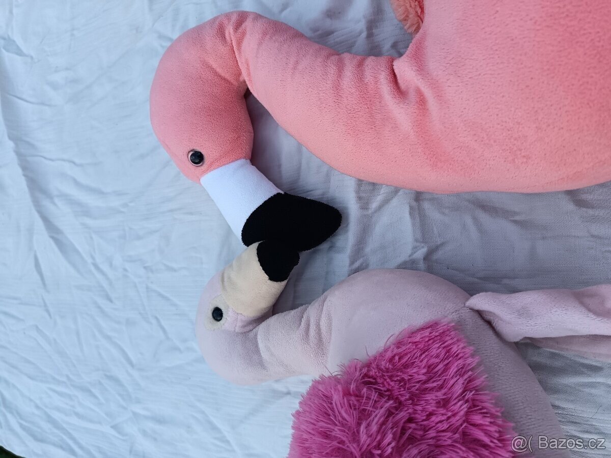 plyšový plameňáci, Pinďa, pes - 4