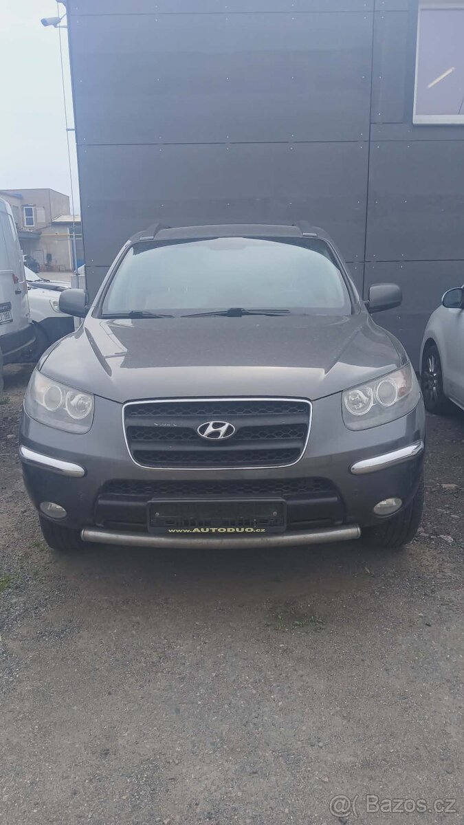 HYUNDAI SANTA FE - 4