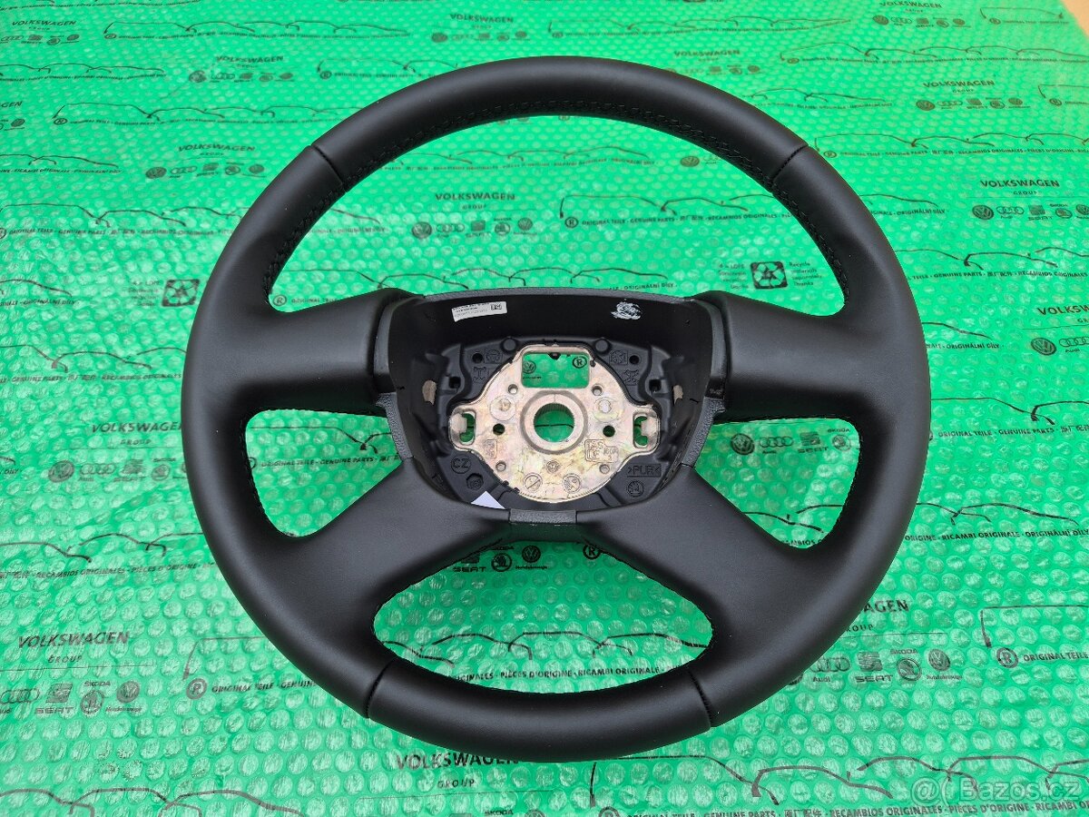 kožený čtyřramenný volant Škoda Fabia II (5J), Roomster, Yet - 4