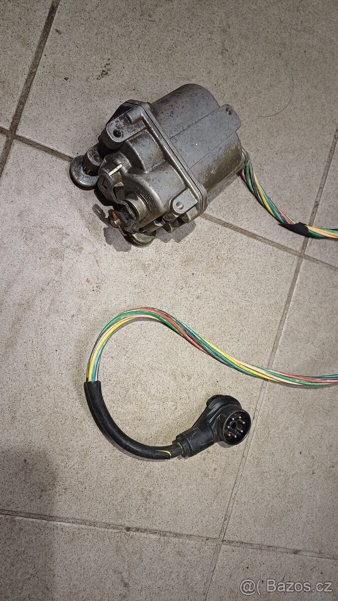 Mercedes ASR díly W126 W124 R129 - 4