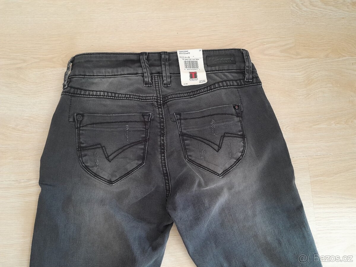 Nové značkové jeansy, vel. 25, PC 89€ - 4