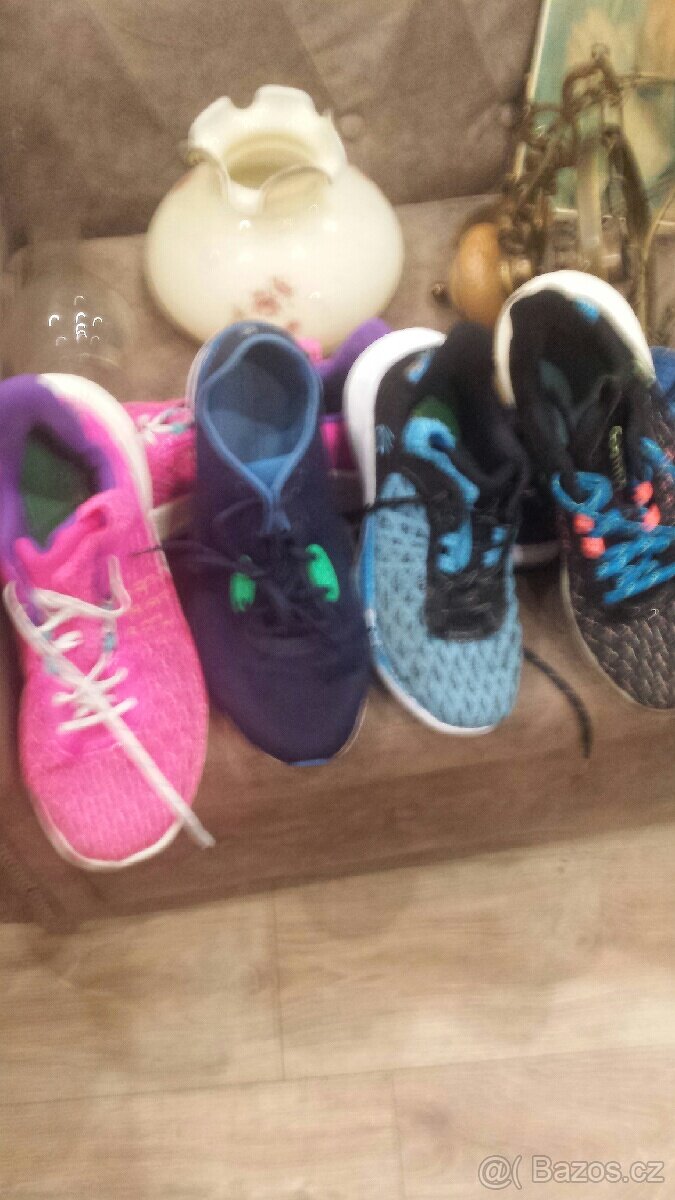 Obleceni a boty - 4