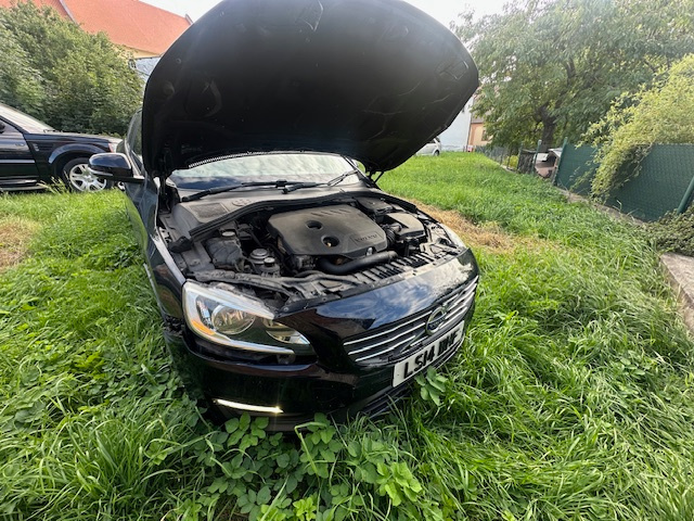 Volvo V60 1,6 D2 automat r.v. 2014 FACELIFT - 4