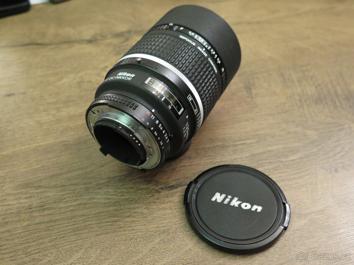 Nikon 135mm f/2,0 AF DC-NIKKOR D A - 4