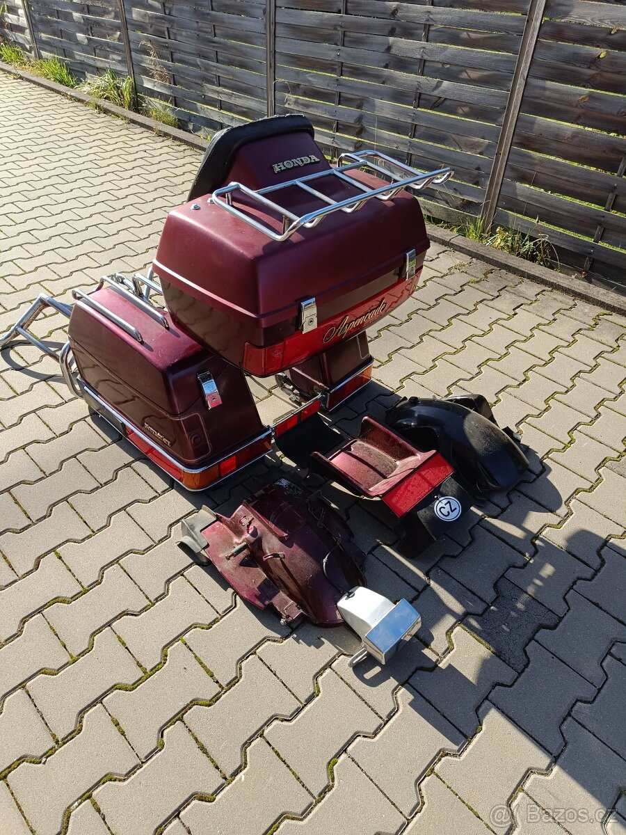 Goldwing, Gold Wing 1200 - 4