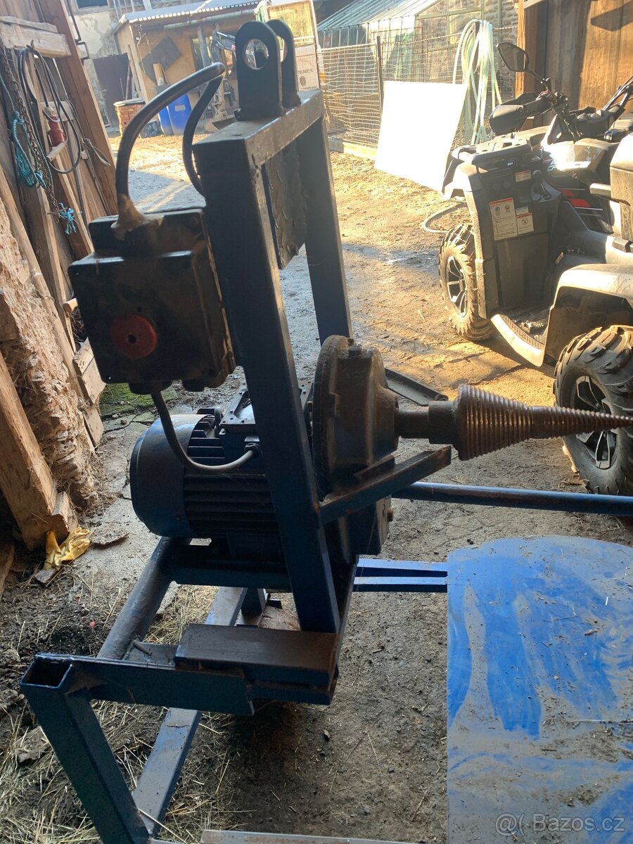 Kuželová štípačka na dřevo - 4