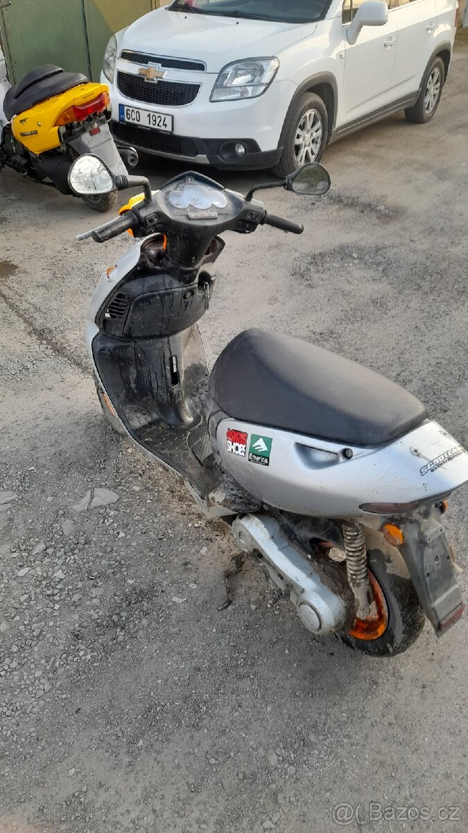 Aprilia sonic - 4