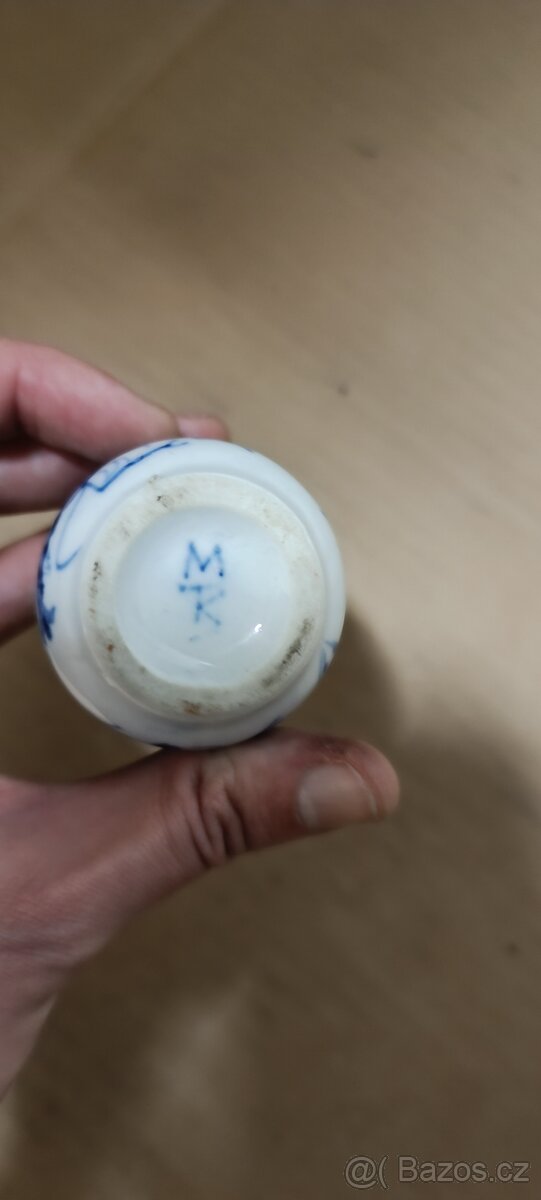 2 x malá porcelánová vázička - 4