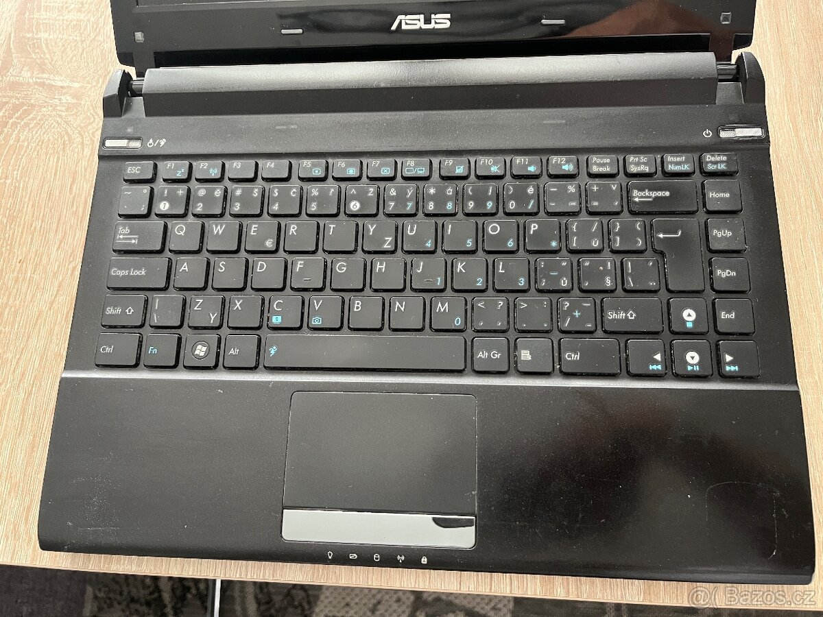 Asus U 36S - 4