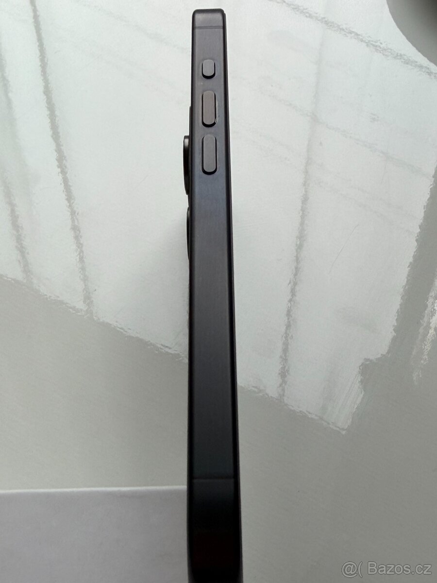 iPhone 15 Pro 256GB Černý, Baterie 89% - 4