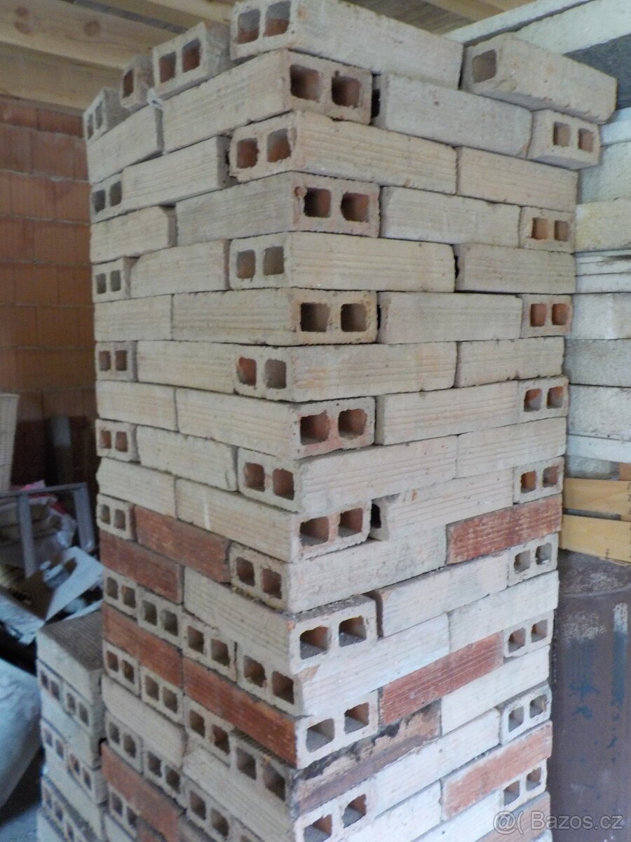 CIHLY - 4
