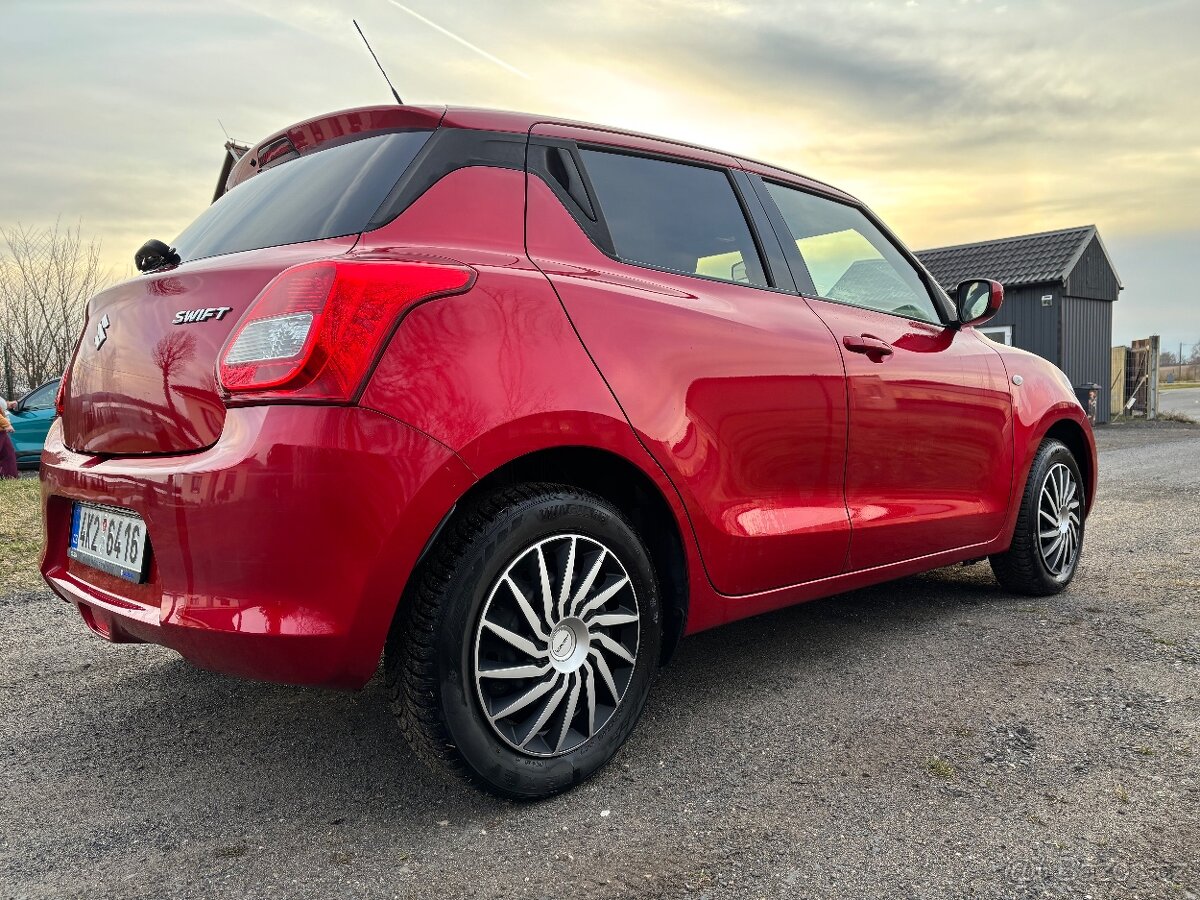 SUZUKI SWIFT 1.2i - 4