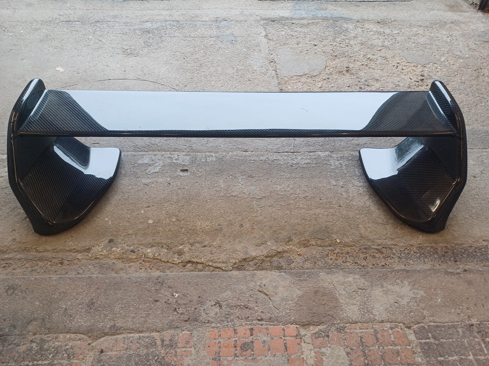 Karbon křídlo Impreza - 4