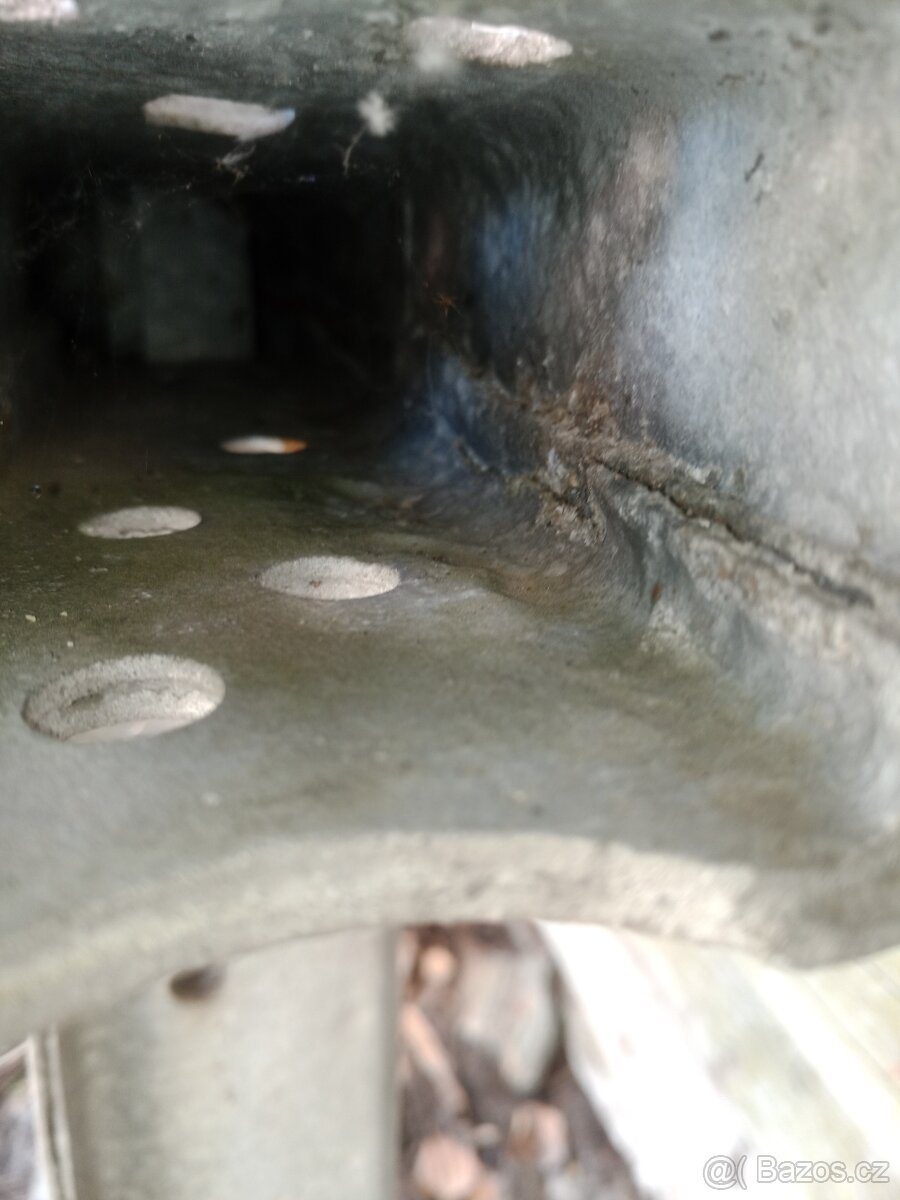 Nosný rám Nissan patrol w160 - 4