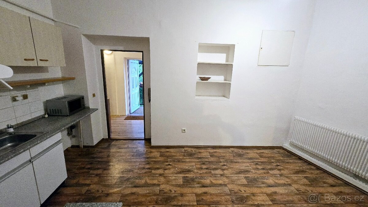 Nové Strašecí - byt 2+1 - 4