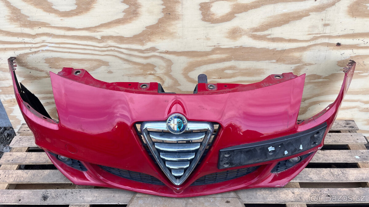 131. PŘEDNÍ NÁRAZNÍK ALFA ROMEO JULIETA - 4