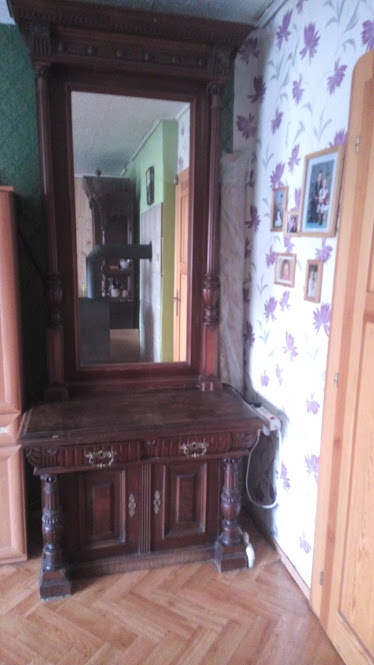 starožitný nábytek ze zámku Sychrov - 4