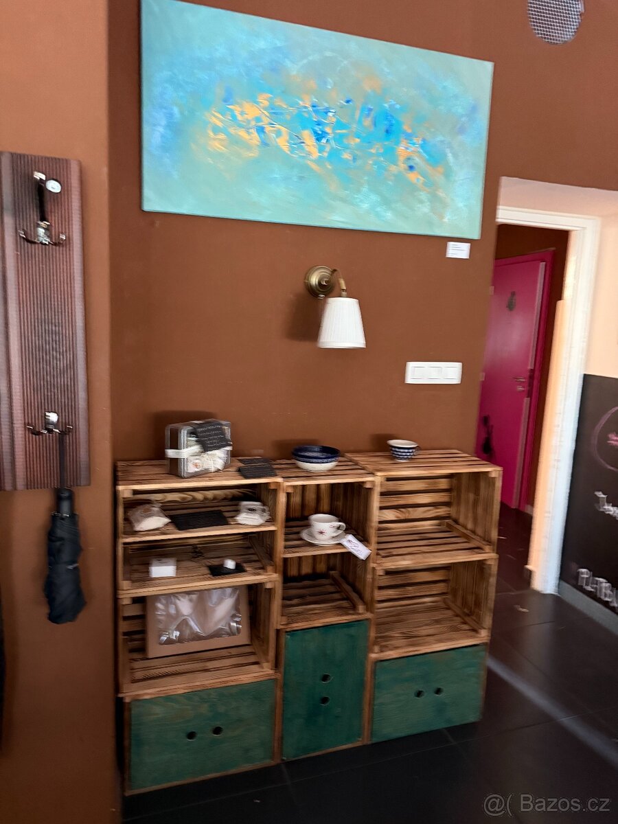 Vybavení menší kavárny - 4