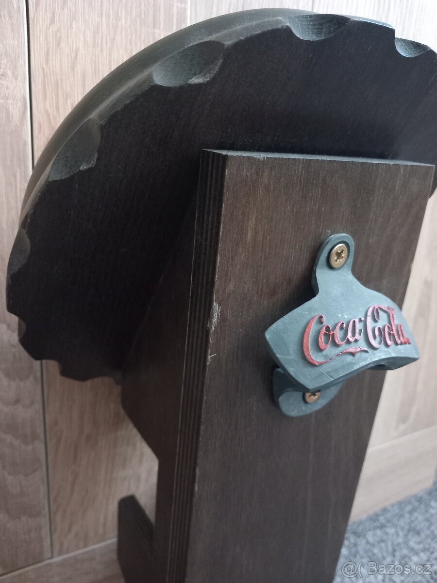 Velký dřevěný barový otvírák Coca Cola - 4
