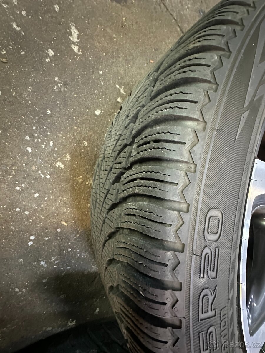 235/55 R20 5/114 LEXUS RX 450H - 4