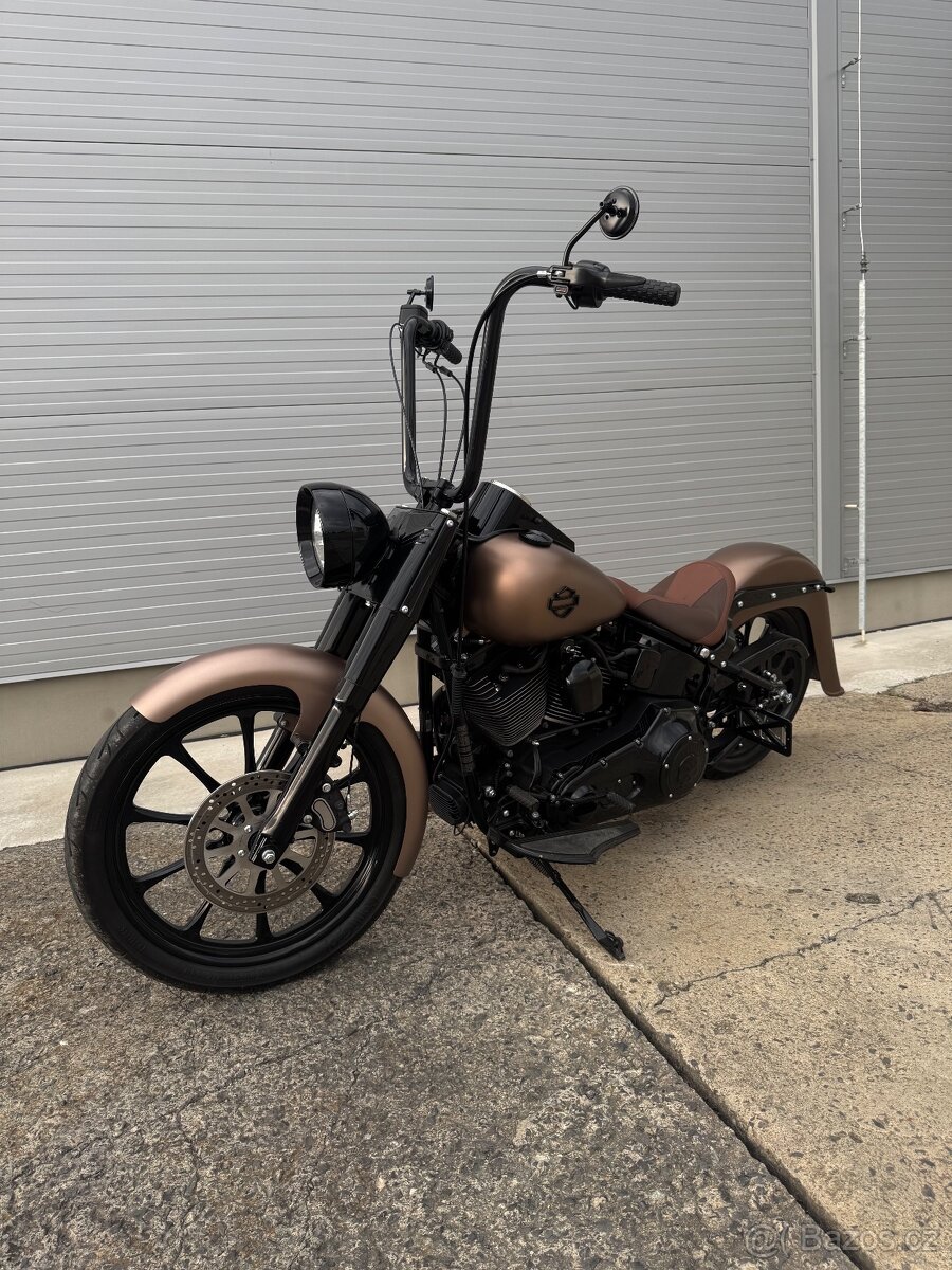 Harley Davidson Softail Heritage 1450 - Custom Chicano - 4