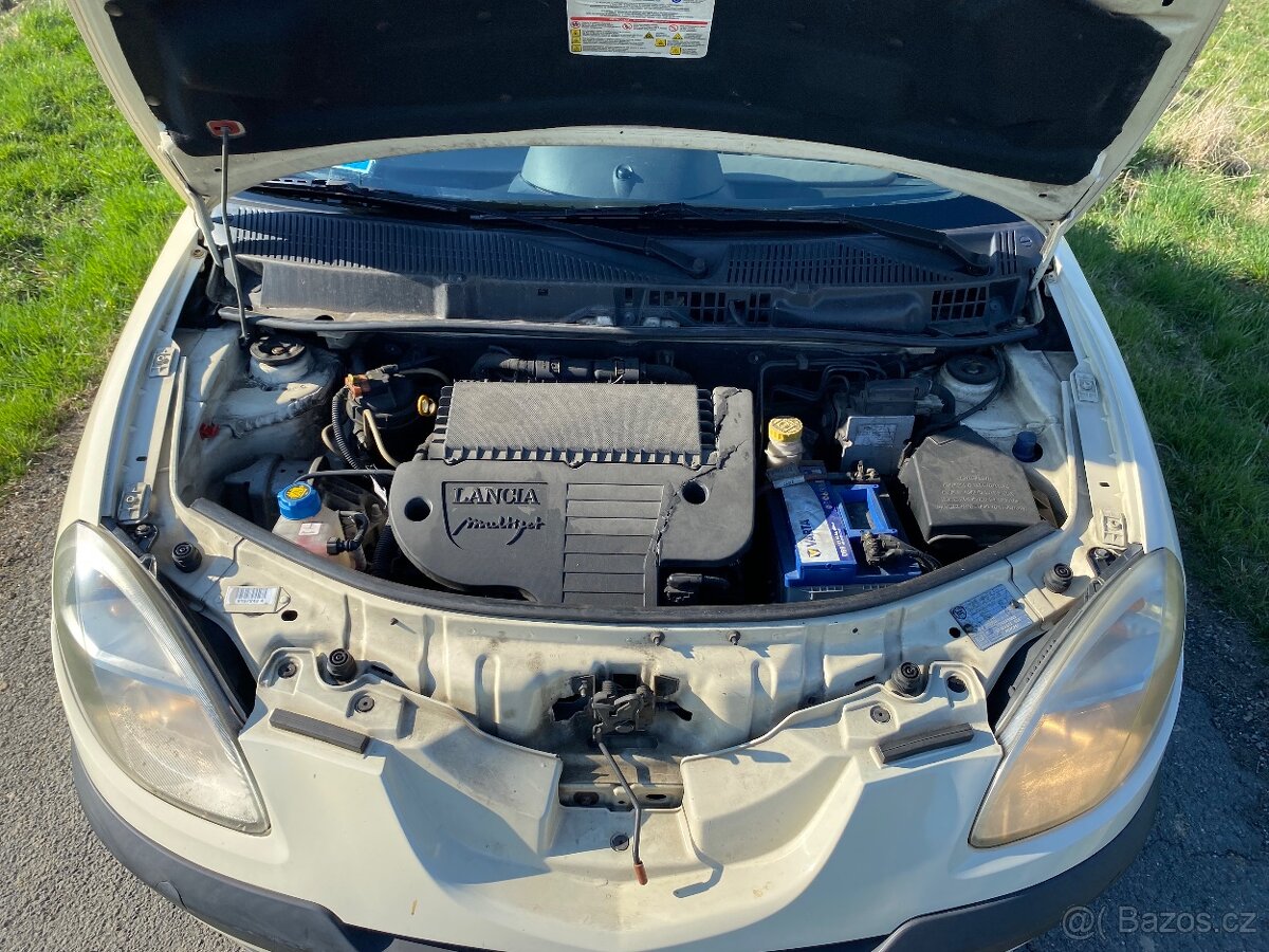 LANCIA Y 1.3 JTD 2004 51 KW 3DVEŘ - 4