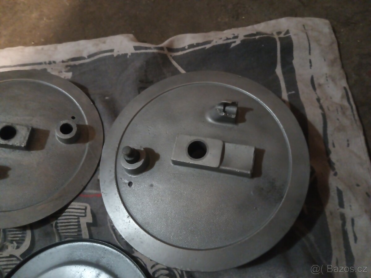 Brzdové štity Jawa ČZ - 4